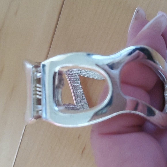 Vintage silver bangle costume jewelry bracelet - Picture 8 of 8